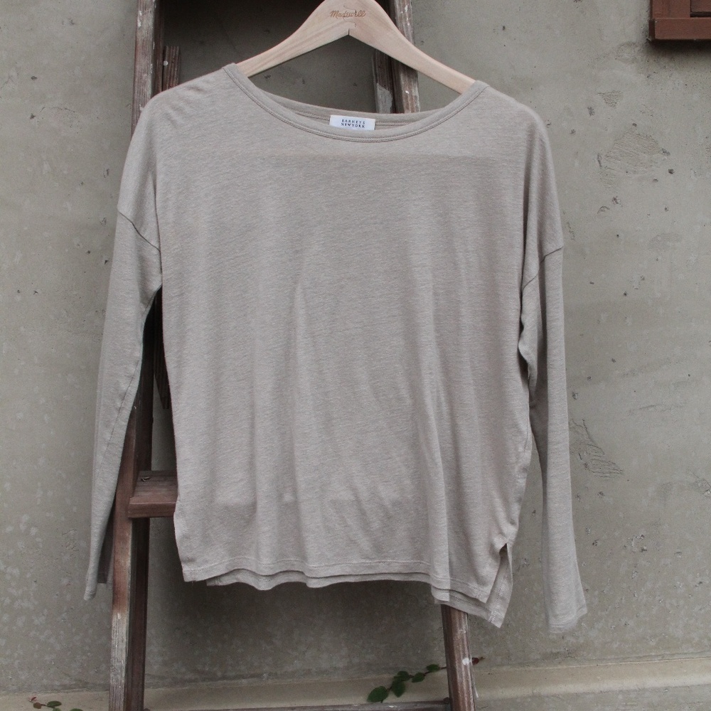 Barneys New York Lightweight Beige XS Sweater